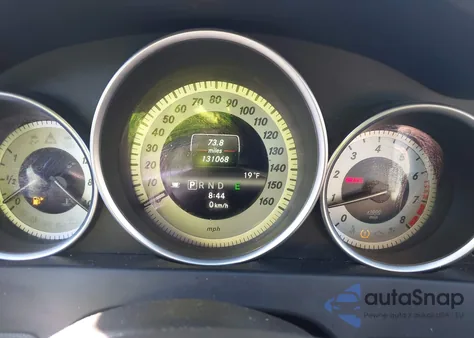 2013 Mercedes-Benz C 300 Luxury 4Matic/Sport 4Matic из США, поврежденный, VIN WDDGF8AB8DR266708